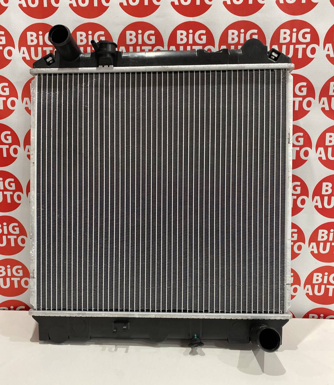 Радиатор IS-0055-36 (21400-89TF6)