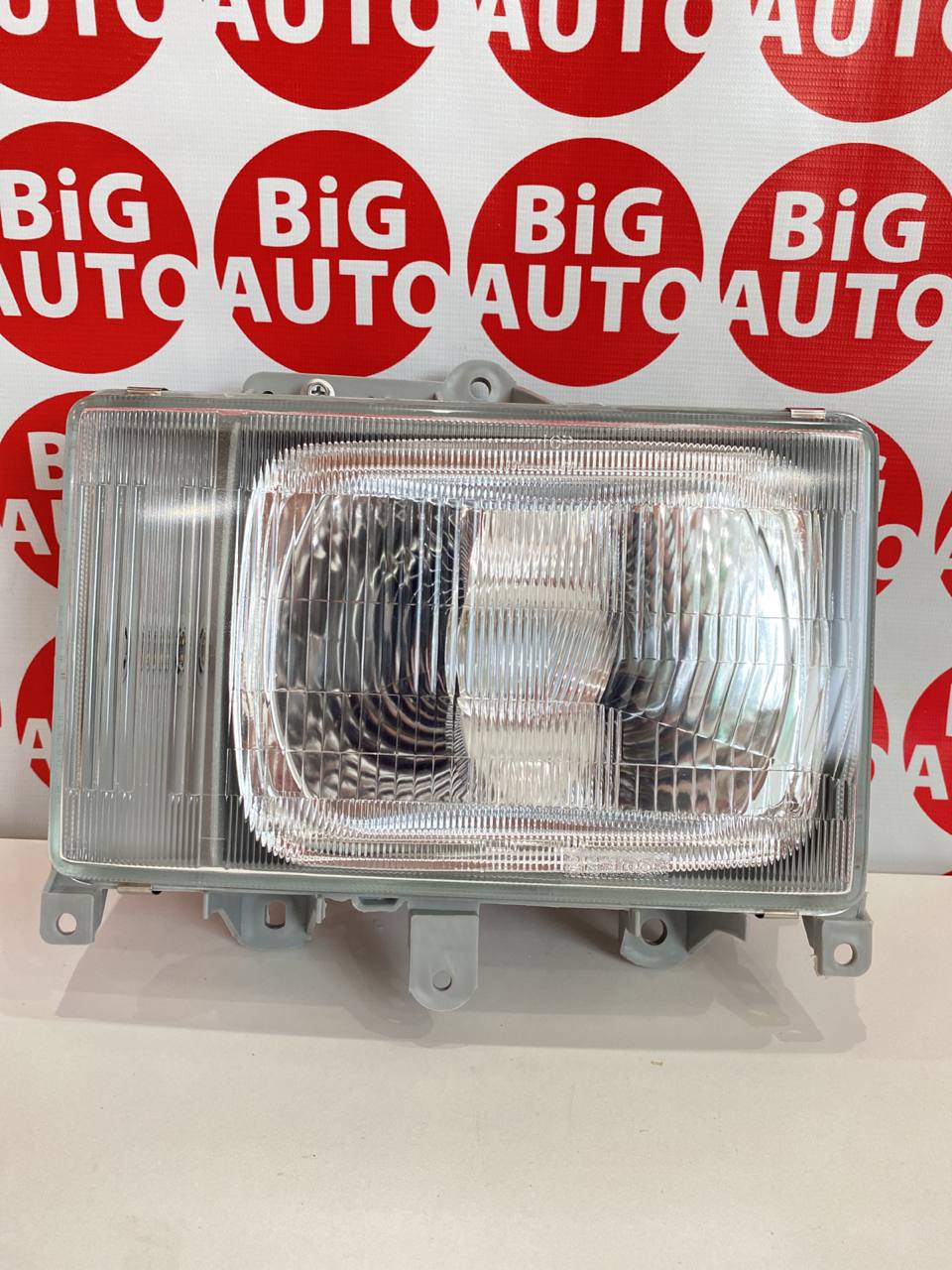 Фара 214-1105R Mitsubishi Canter 85-93