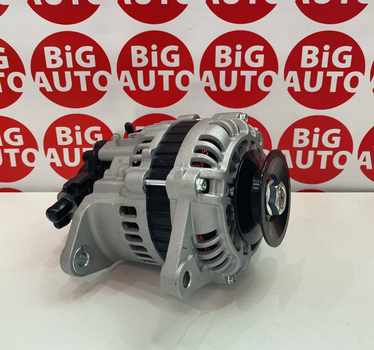 Генератор Mazda VS/SL/FD42/FD46 24V 50A (JFZB2521) c вакуумом