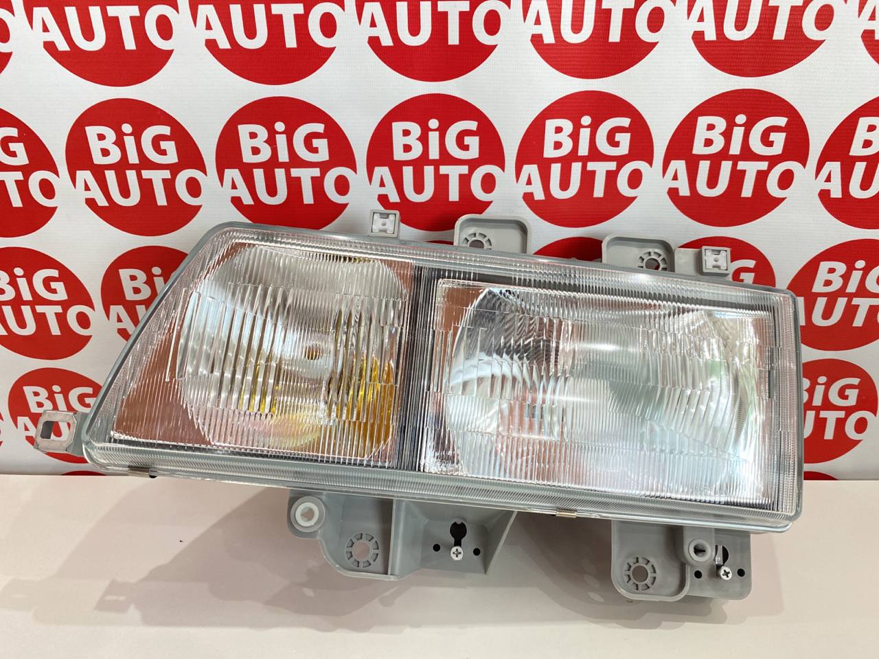 Фара 213-1114L Isuzu Elf 94-04