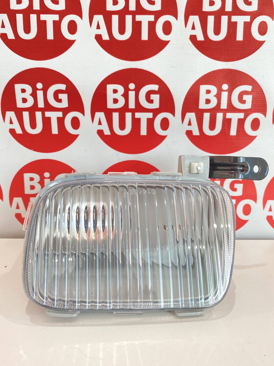 Туманка 212-2021L-U-C Toyota Dyna, ToyoAce, Dutro 99-12