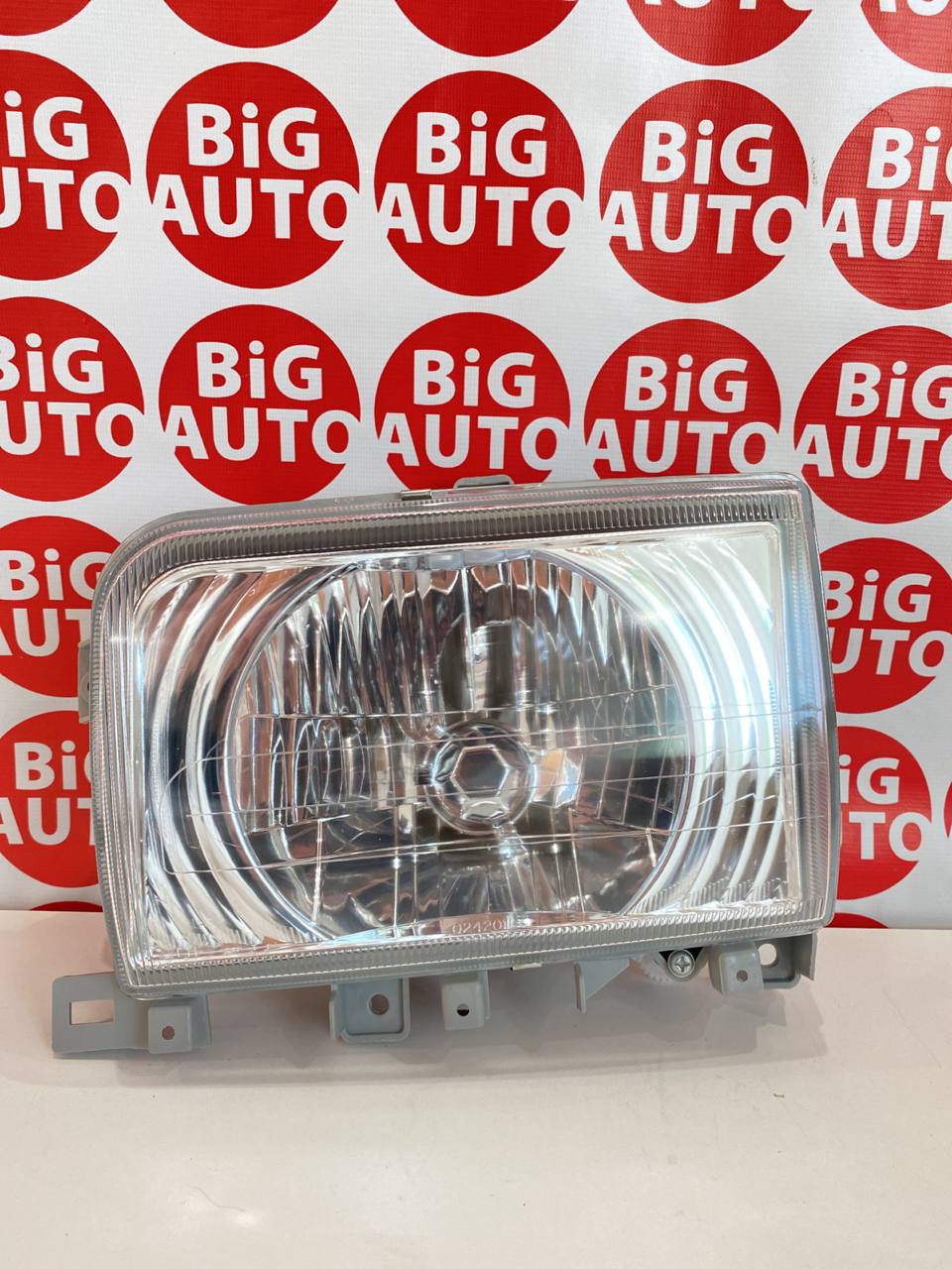 Фара K-115-1104L-LD Nissan Atlas 91-98