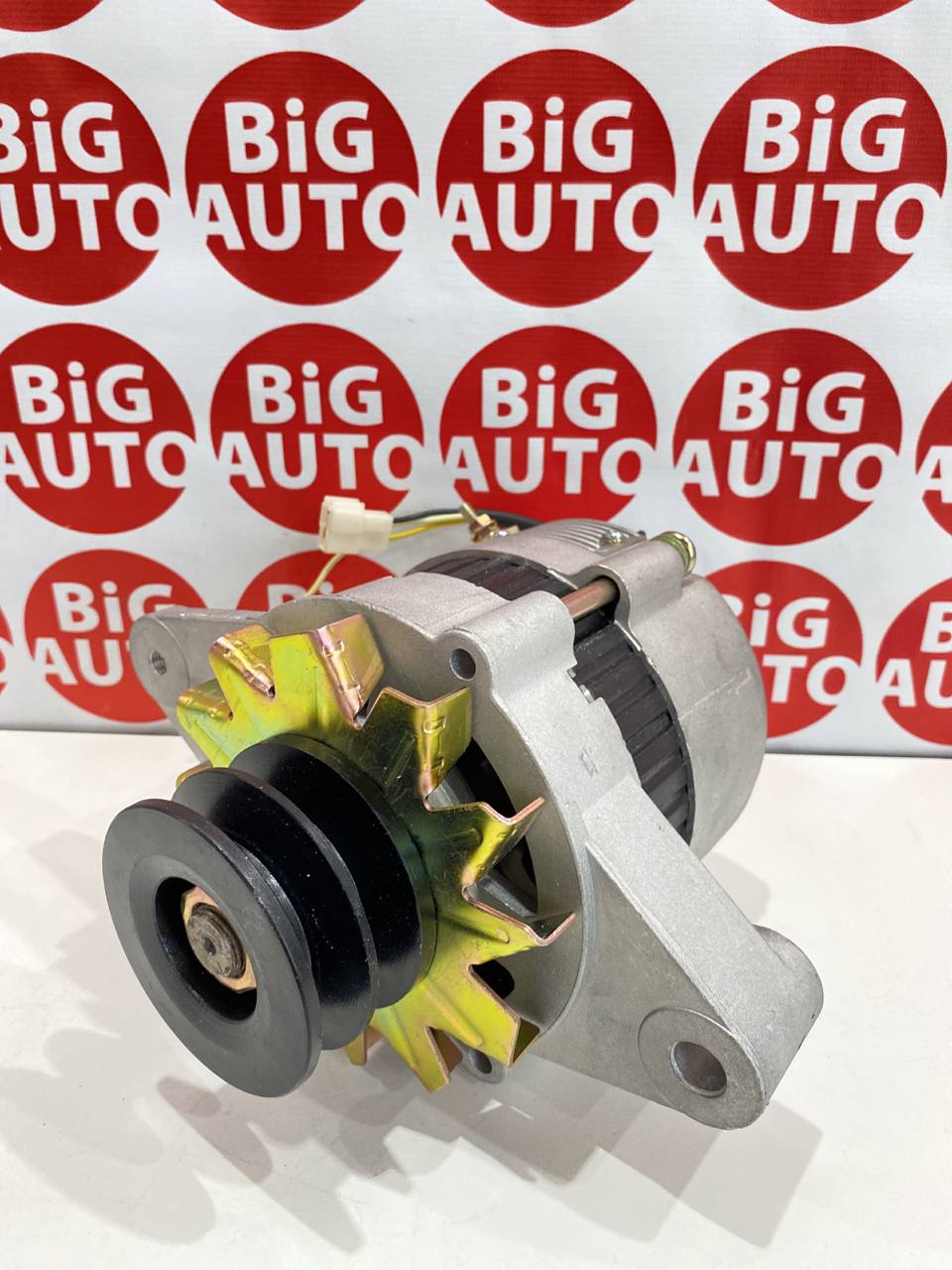 Генератор Hino EK100/EF750/F17C 24V50A (27040-1141) без вакуума
